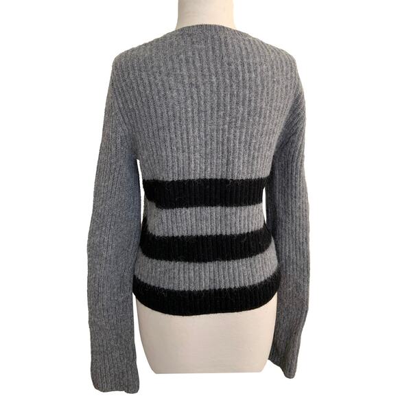 Equipment Pullover Sweater Gray Wool Alpaca Striped Crew Neck Sz S Dark Academia - Picture 11 of 11